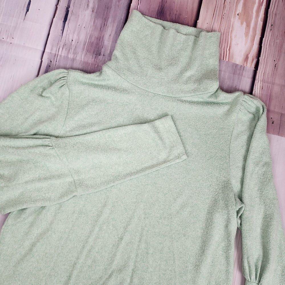 By Anthropologie‎ Sweater Size Small Turtleneck Puff Sleeve Soft Viscose Green